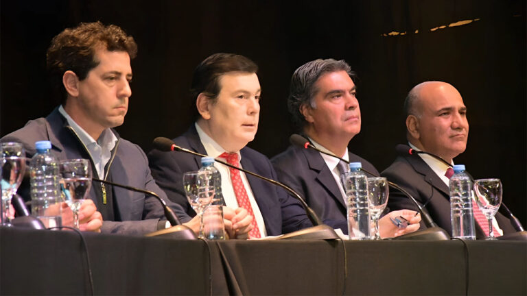 El gobernador participó de la 13° Asamblea del Norte Grande y de la apertura de la 1° Expo Regional