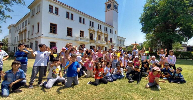 Alumnos del interior visitaron Casa de Gobierno