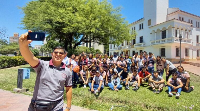 ¡Bienvenidos alumnos de Pampa de los Guanacos!