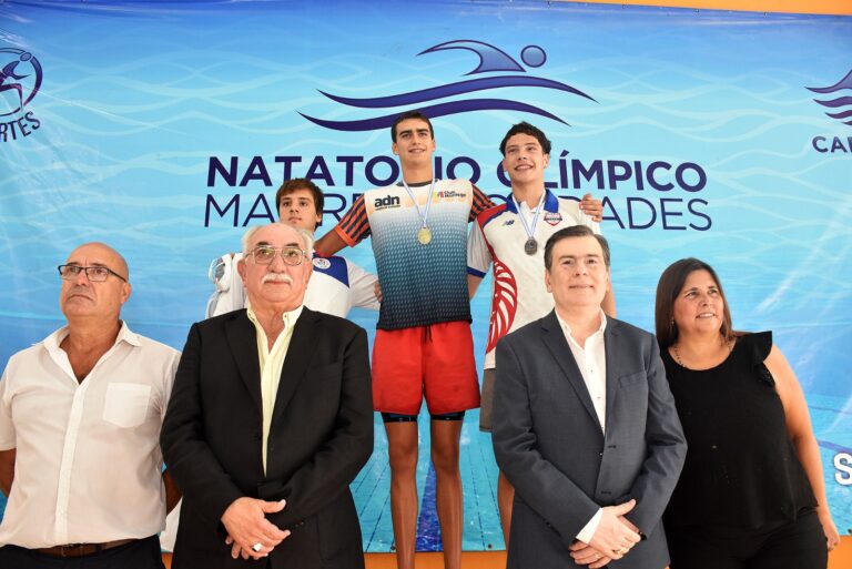Zamora participó de la apertura oficial del Campeonato República de Natación para Juveniles