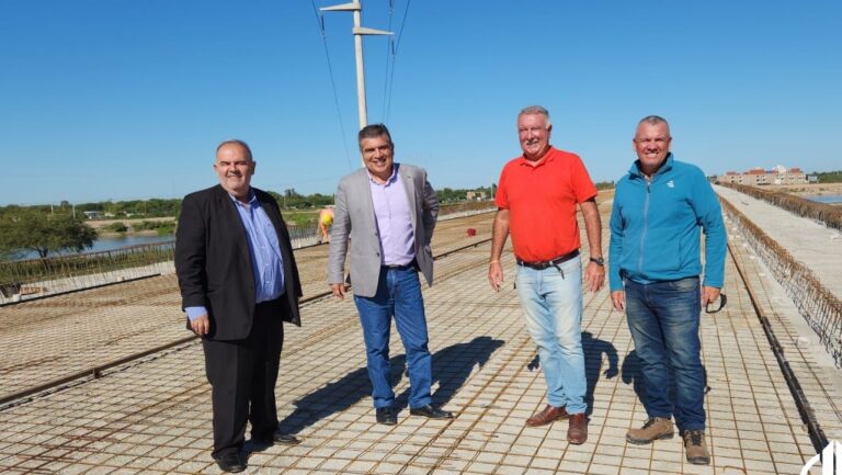 Avanza la obra del nuevo puente vial que unirá Ciudad Capital y Banda