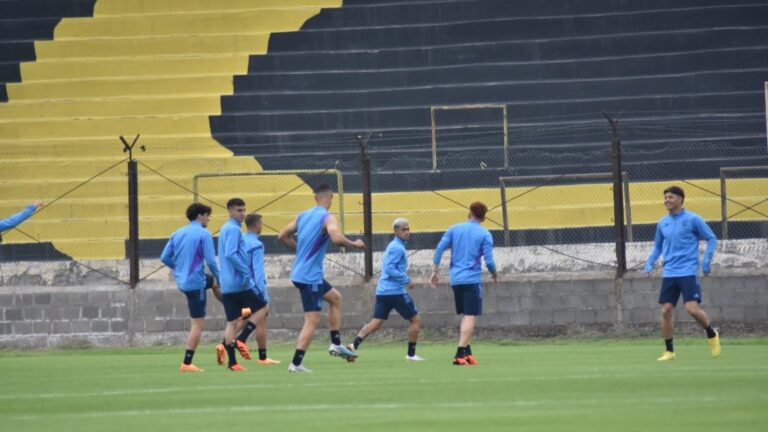 Argentina cumplió con el último entrenamiento previo al partido con Guatemala
