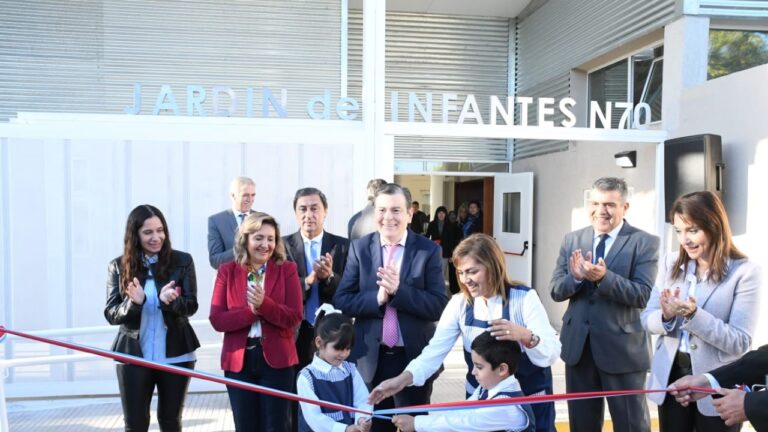 Zamora inauguró el nuevo Jardín de Infantes N°70 “Crisol” en el sur capitalino