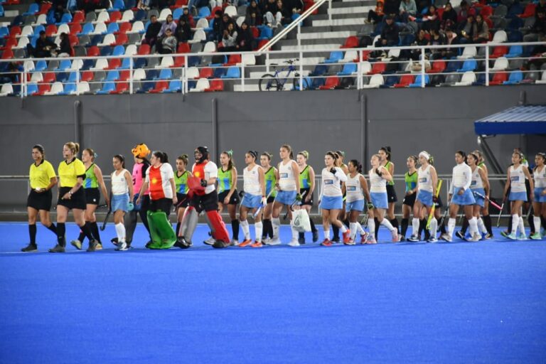 Los equipos de Santiago siguen a paso firme en el Campeonato Argentino de Seleccionados de Hockey