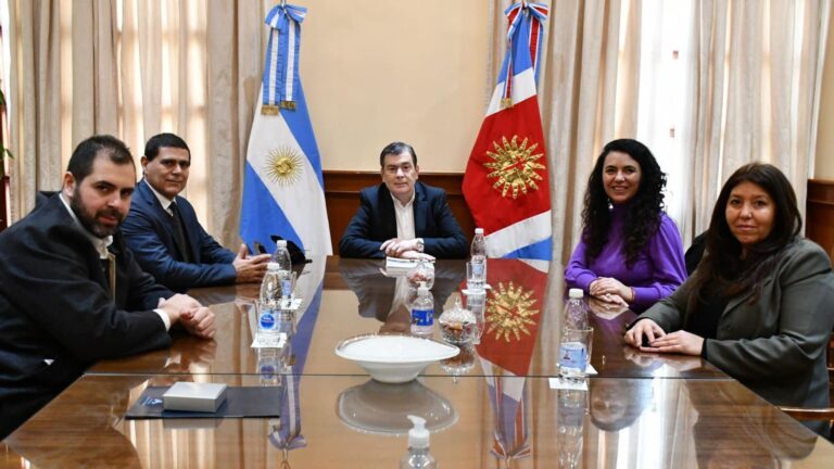 El Gobernador Zamora recibió a autoridades del Consejo Nacional de Políticas Sociales