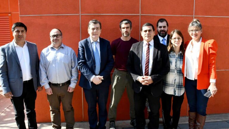 El Gobernador Zamora se reunió con profesionales del Congreso Bayesiano Plurinacional