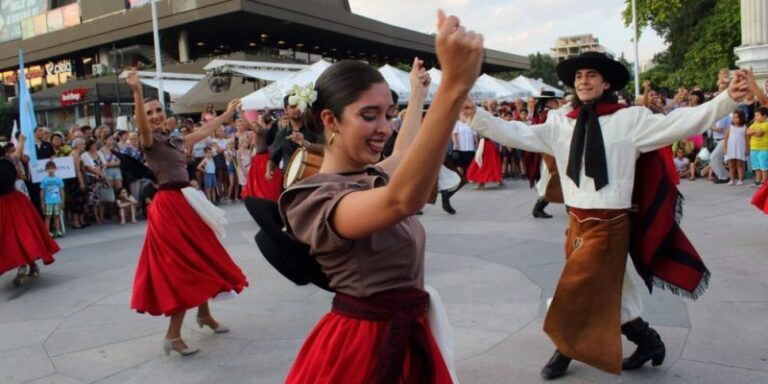 Argentina celebra el Día Nacional del Folclore