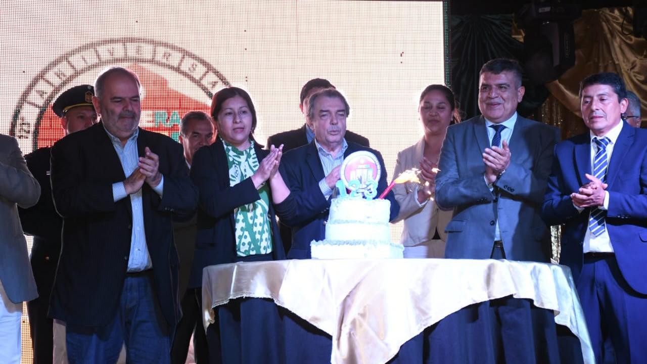 Herrera celebró su 123° aniversario con inauguración de obras, entrega de viviendas sociales y firma de convenio