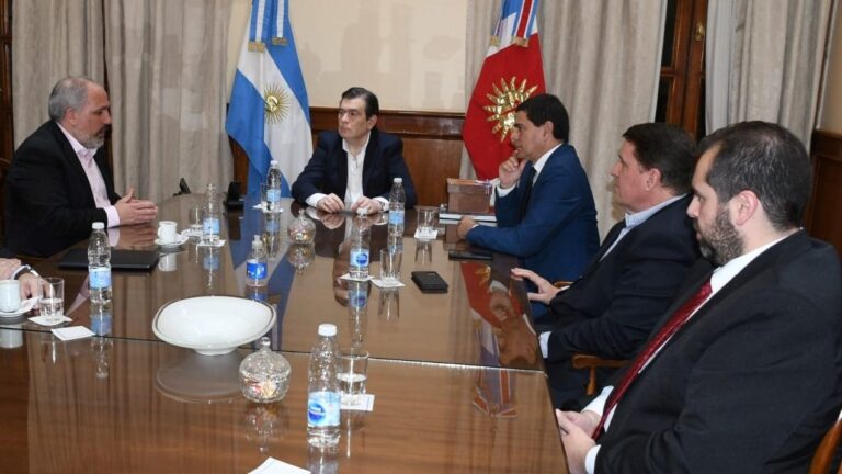 El mandatario provincial se reunió con el CEO de la empresa Meridion del Plata, Gastón Scolnik