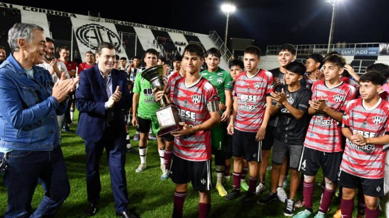Zamora destacó el espíritu competitivo y el éxito de los clubes santiagueños en el fútbol formativo
