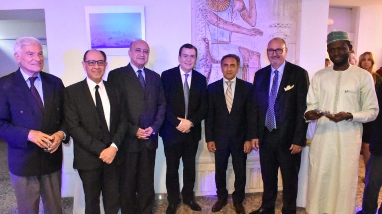 Zamora participó de un encuentro en la Embajada de Egipto para propiciar el crecimiento del Norte Grande
