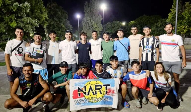 Deportistas santiagueños competirán en Neuquén en la Copa Argentina Beach Handball 2024