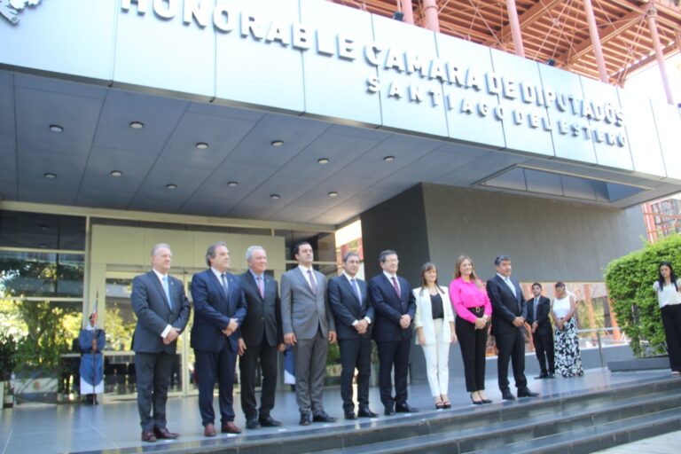 La reunión del parlamento del Norte grande “Federalismo en acción por una Argentina unida”, se realizó con gran éxito
