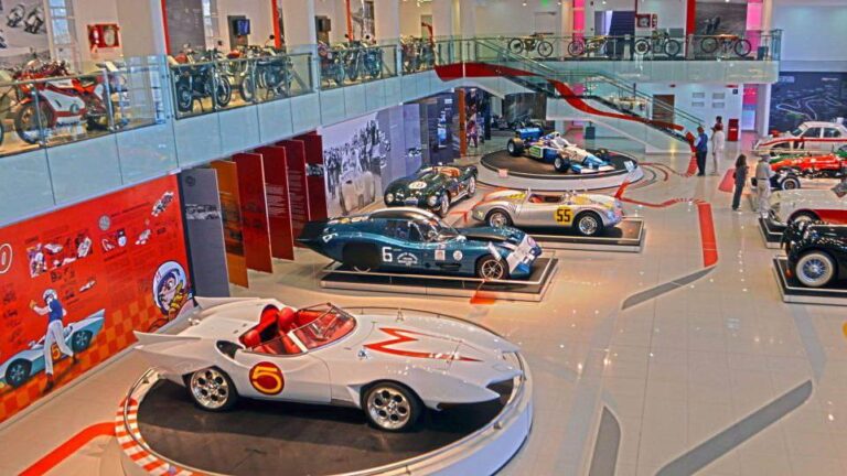El Museo del Automóvil abre sus puertas por el fin de semana largo en Termas