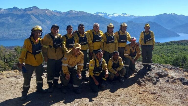 Autoridades de Chubut expresaron su agradecimiento a los brigadistas santiagueños que combatieron los incendios