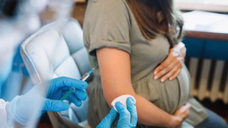 El Ministerio de Salud recomienda la vacuna contra el Virus Sincicial para embarazadas