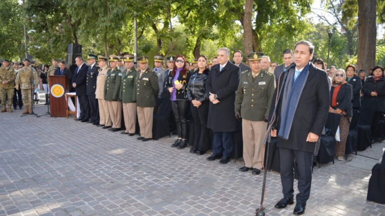 El vicegobernador encabezó la ceremonia por el Día del Ejército Argentino