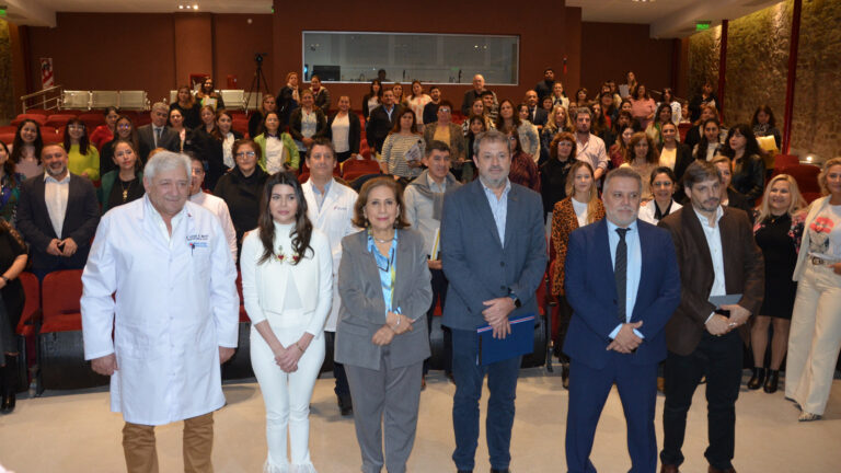 Representantes de cinco provincias participan de las jornadas regionales de Farmacia Hospitalaria