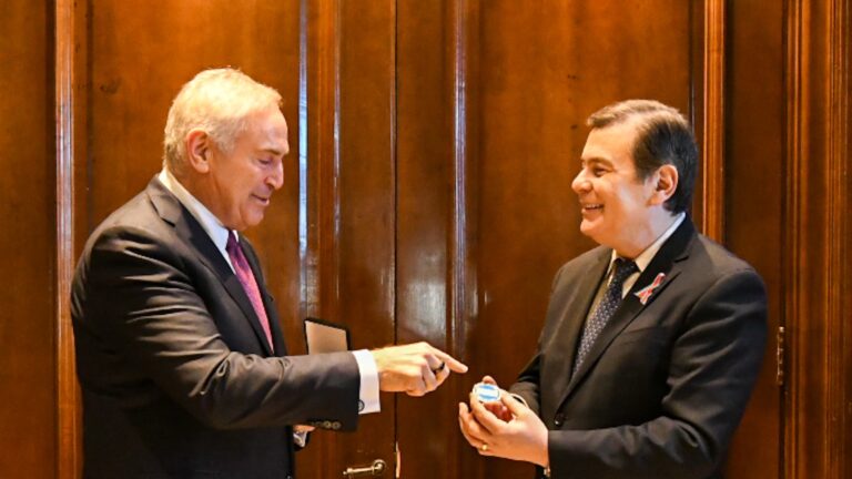 El gobernador Zamora recibió al embajador de EE.UU en Argentina