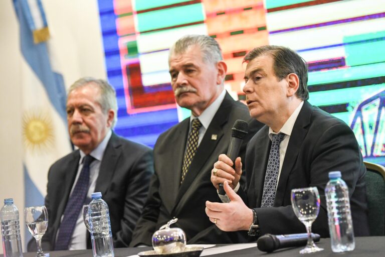 El Gobernador destacó en las XVIII Jornadas Idera la importancia de trabajar para lograr territorios sostenibles y mejor calidad de vida