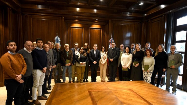 El gobernador Zamora recibió a miembros del Consejo Federal del Catastro