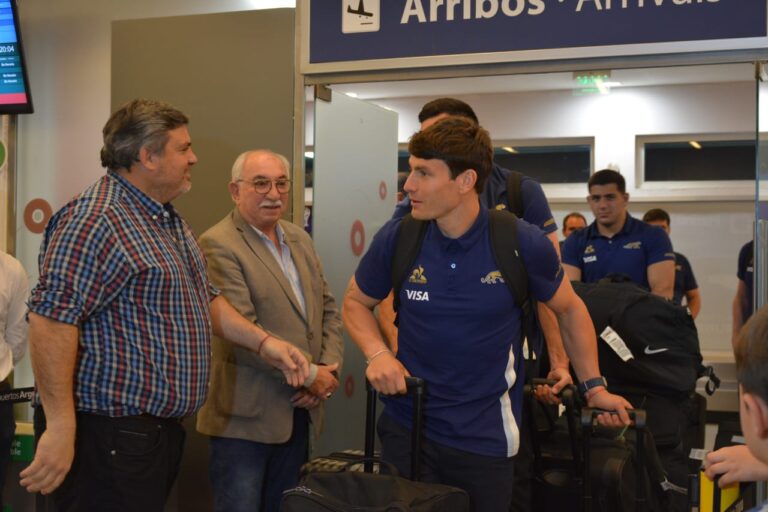 Los Pumas arribaron a Santiago para prepararse para el choque ante los Springboks en el “Madre de Ciudades”