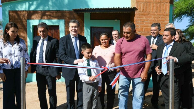 Más familias santiagueñas cumplen el sueño de la vivienda propia