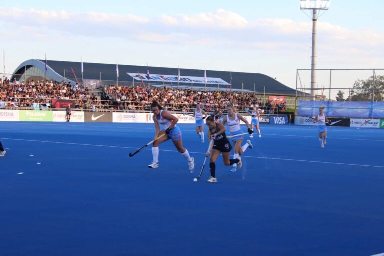 Histórico triunfo de las Leonas