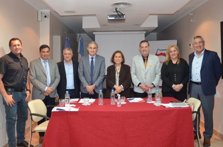 Autoridades de Salud y de la ACLISE fortalecen el trabajo conjunto para la donación y el trasplante