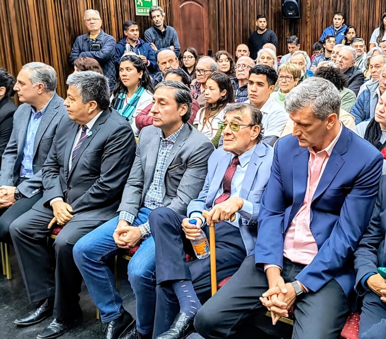 El Vicegobernador asistió a una conferencia en la UNSE sobre el legado de “Ramón Carrillo”