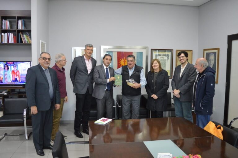 El vicegobernador recibió a integrantes de la Cátedra Abierta Arturo Jaureche