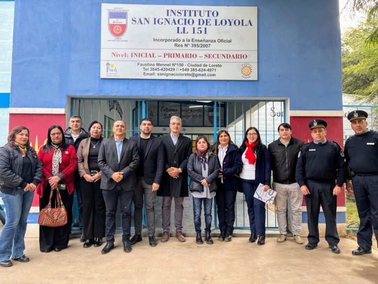 En Loreto entregaron material didáctico sobre seguridad vial