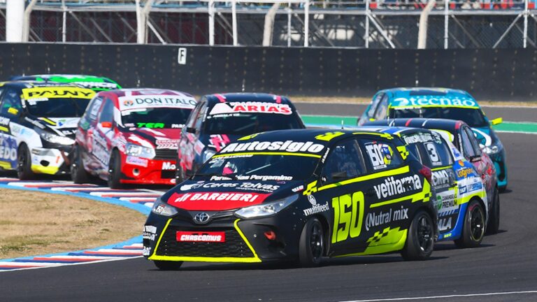 Emocionantes finales en el Autódromo de Las Termas de Río Hondo