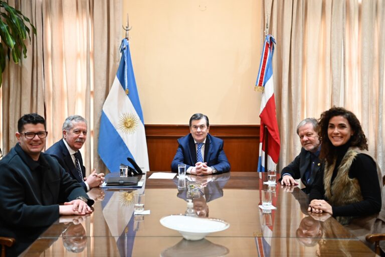 El Gobernador recibió a autoridades de la Federación Empresaria Hotelera Gastronómica de Argentina