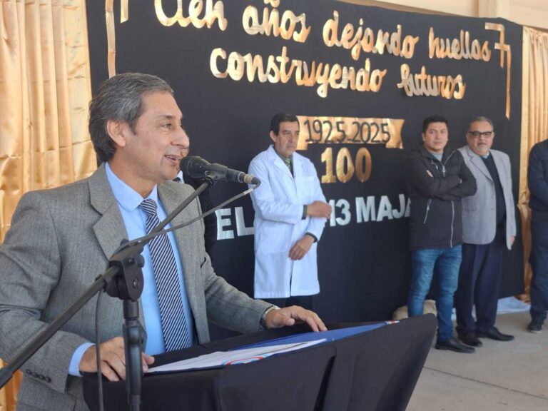Silva Neder encabezó acto por el centenario de la Escuela N° 413 de Majada Sud
