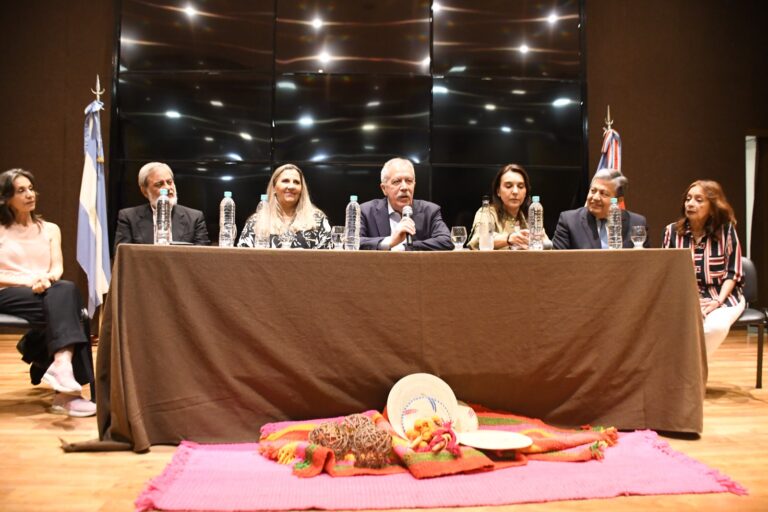Elías Suárez convocó a referentes de la cultura provincial “A fortalecer una política cultural que nos incluya a todos”
