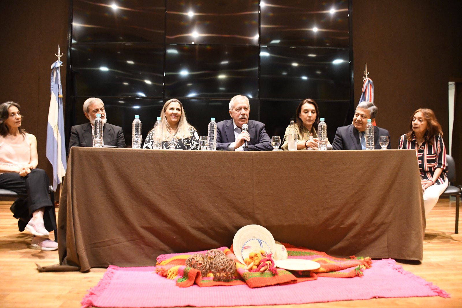 Elías Suárez convocó a referentes de la cultura provincial “A fortalecer una política cultural que nos incluya a todos”
