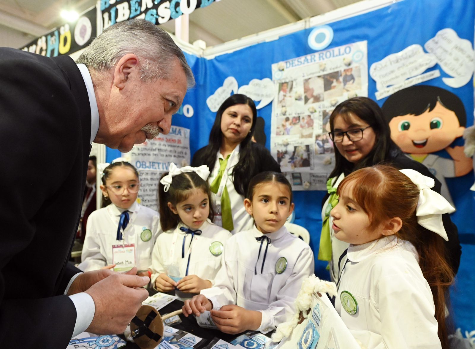 El Jefe de Gabinete destacó el talento y la creatividad de los estudiantes que participan de la XXII Feria de Ciencia y Tecnología