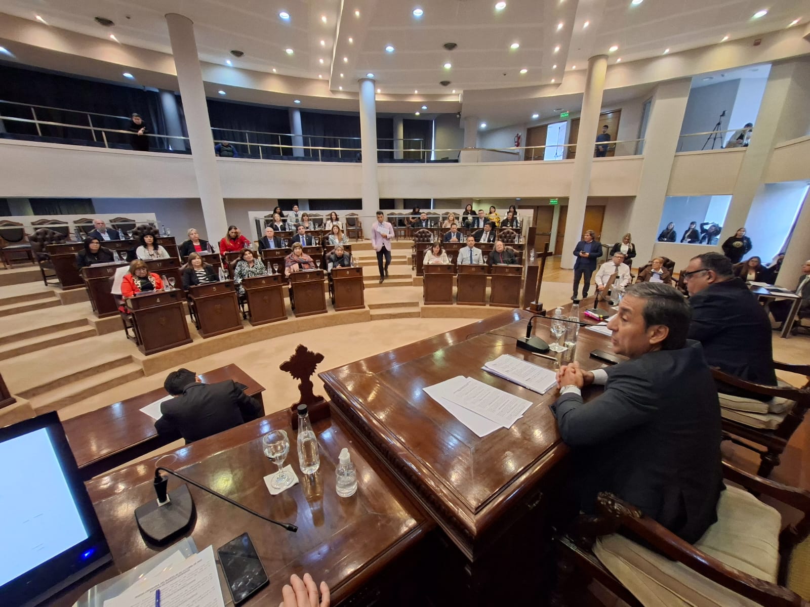 Legislatura provincial tras las elecciones: Destacan el compromiso ciudadano e instan a seguir trabajando unidos por el progreso de Santiago