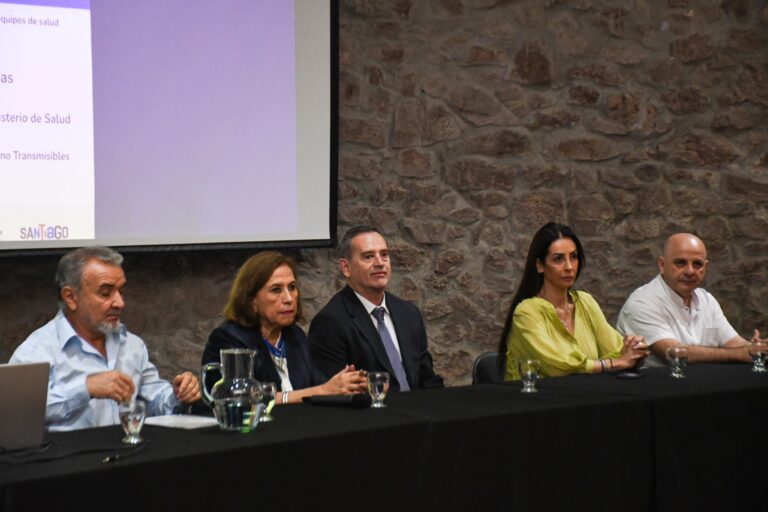 Santiago lanzó oficialmente la Estrategia HEARTS para fortalecer el control de la hipertensión