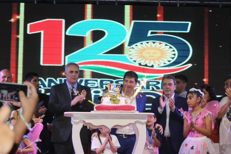Colonia Dora celebró el 125° aniversario con la entrega de viviendas sociales y un emotivo acto