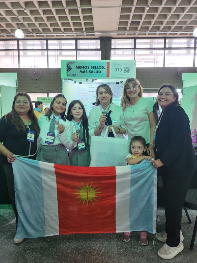 Los representantes santiagueños en la última fase de la Feria Nacional de Ciencia y Tecnología 2025 se alzaron con importantes premios