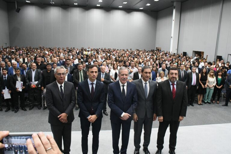 Elías Suárez puso en funciones a los 137 comisionados municipales electos el 26 de octubre