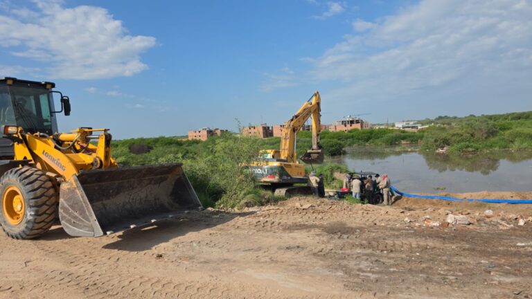 Refuerzan las medidas de control y prevención por la crecida del río Dulce y las lluvias en el sudeste santiagueño