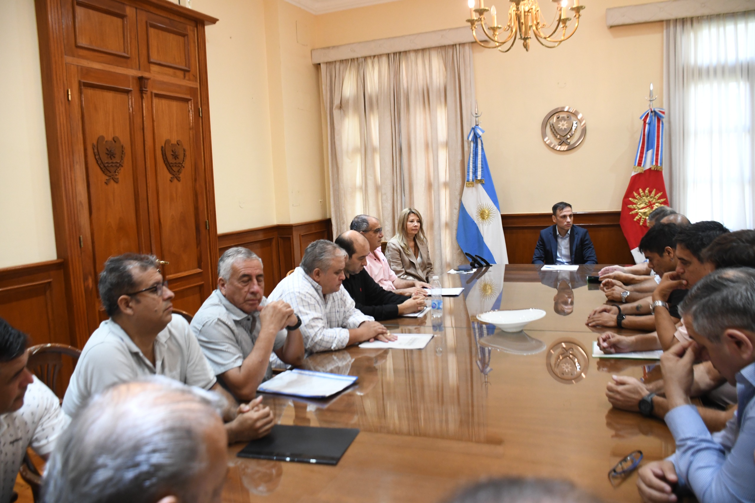 El Gobierno provincial inició la Mesa de Diálogo y Trabajo para definir la pauta salarial 2026 de la administración pública