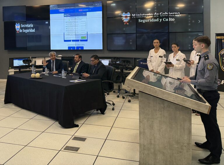 Ponen en funcionamiento la plataforma diseñada por policías santiagueños