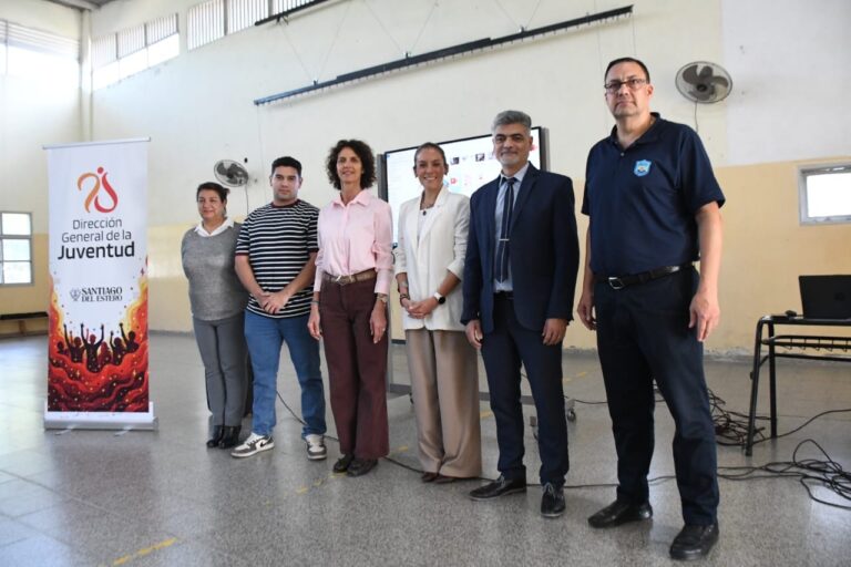 Se dictó en Las Termas un taller sobre los riesgos del uso de tecnologías y redes sociales