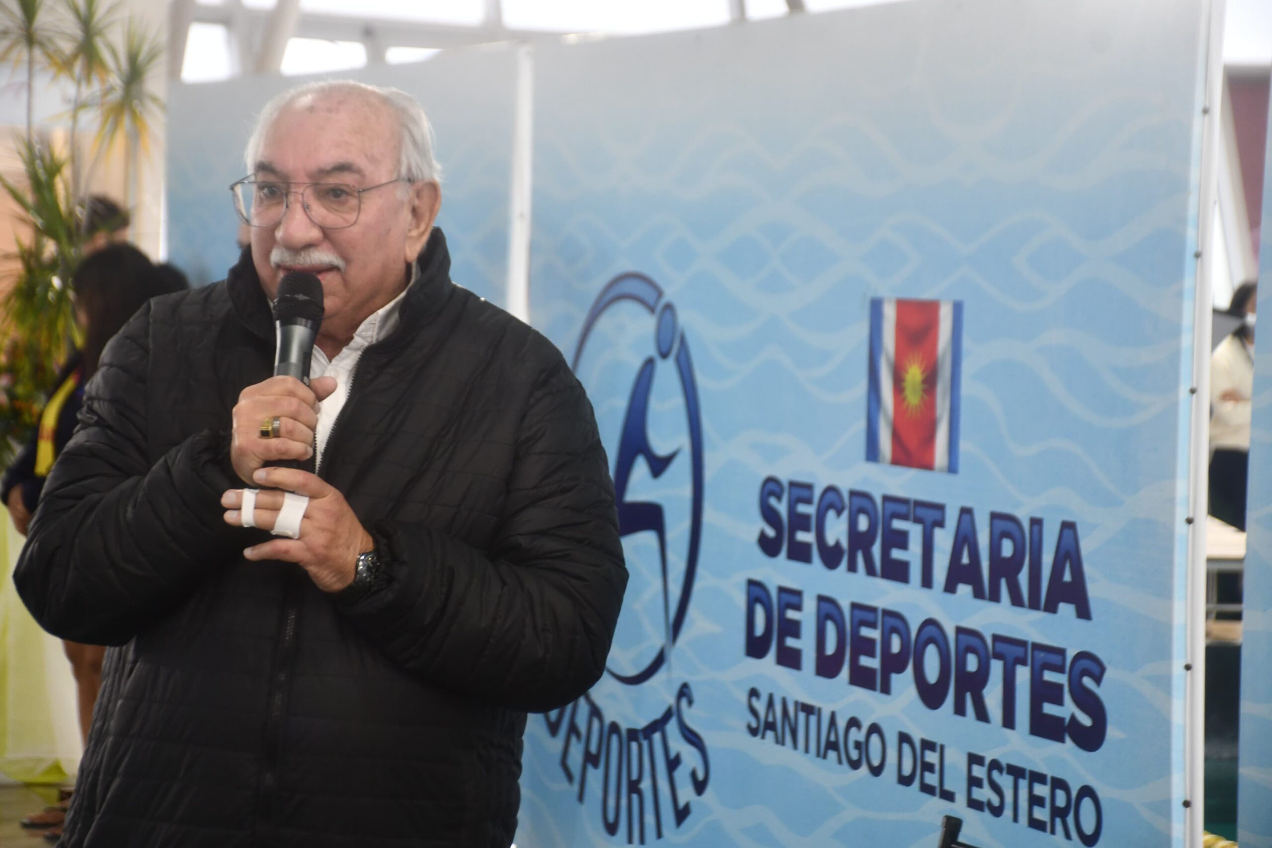 Gran cierre del Torneo Nacional para cadetes en el natatorio “Madre de Ciudades”