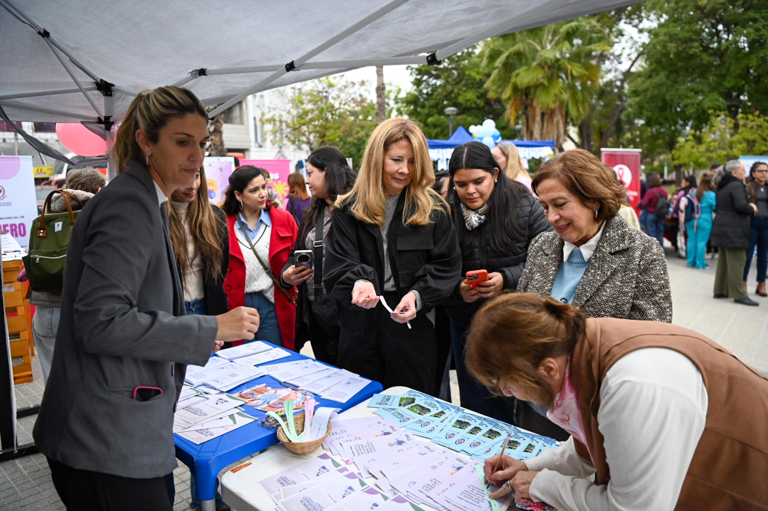 El 3° Encuentro de Acción por la Salud de las mujeres se realizó en la Plaza San Martín