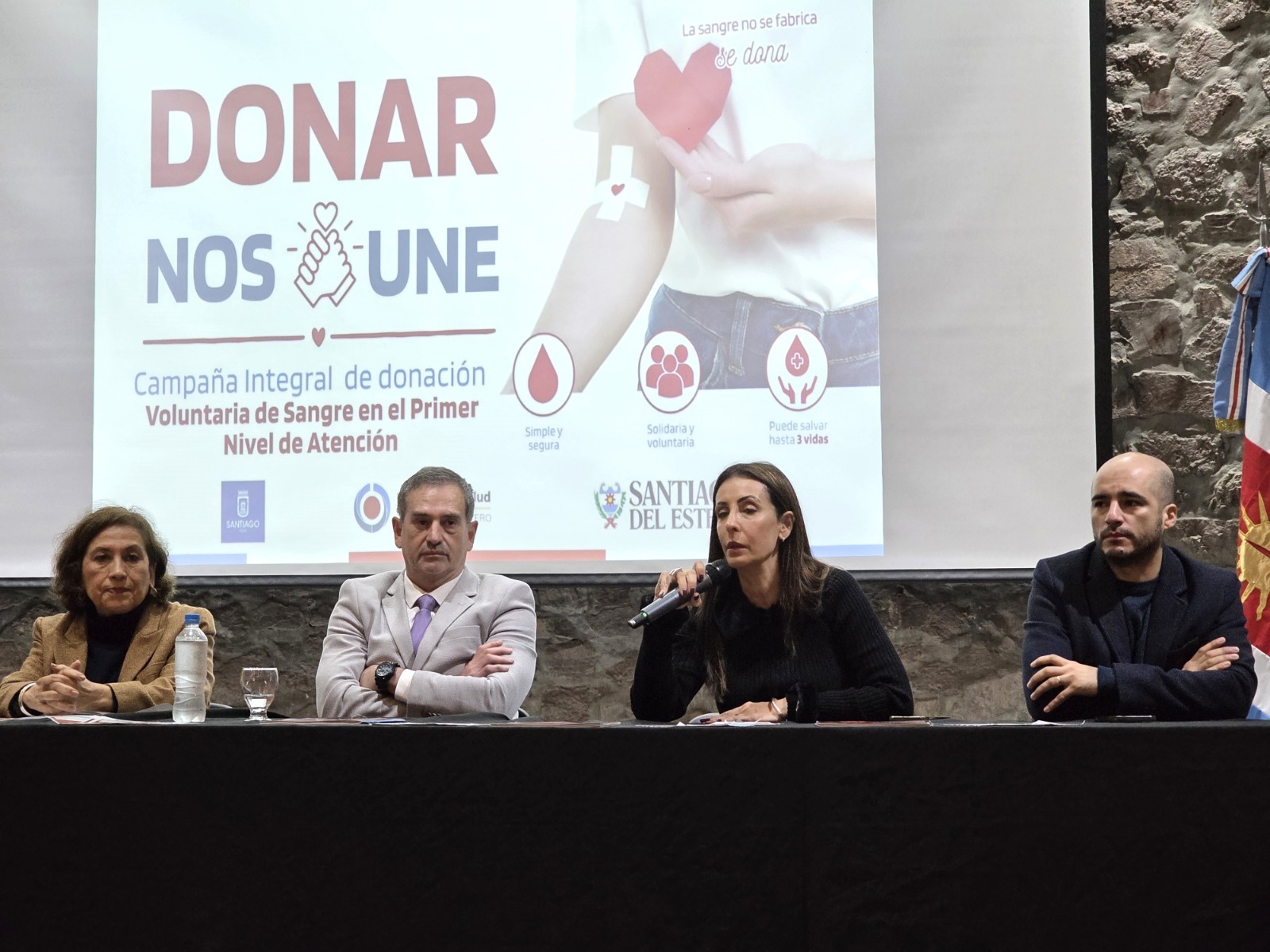 “Donar nos une”: lanzan una campaña para promover la donación voluntaria de sangre